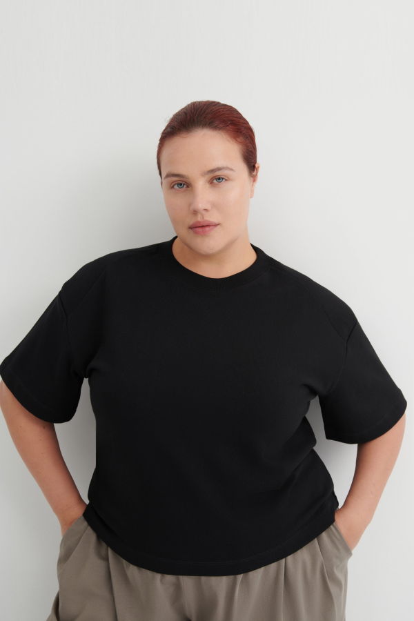 Kowtow Stance Tee - Black