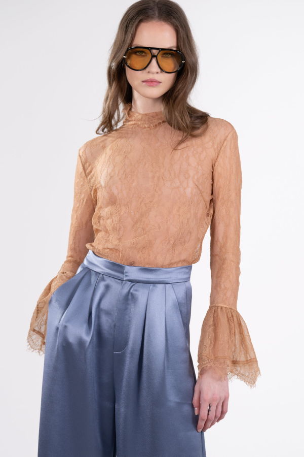 Nonchalant Label Letty Lace Top - Tuscan