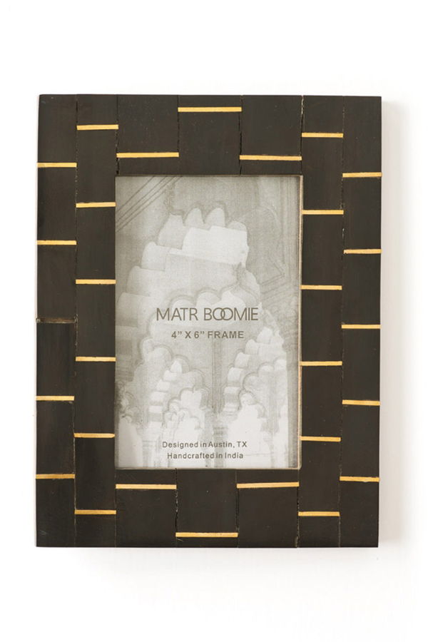 Matr Boomie Andhera Dash Picture Frame - Black