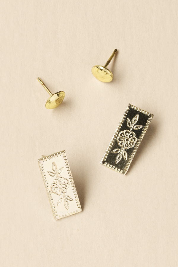 Matr Boomie Haveli Etched Earring Set - Silver-toned Brass
