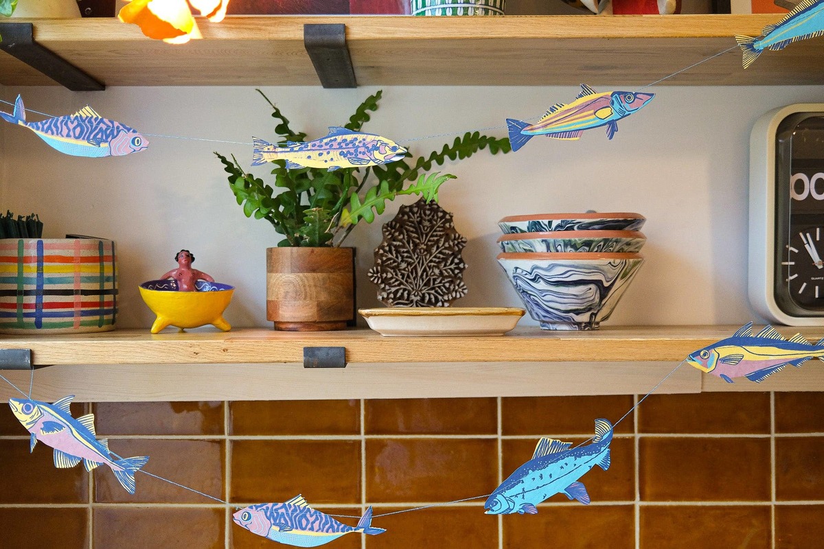 East End Press Fishes Sewn Garland - Image 4 of 6