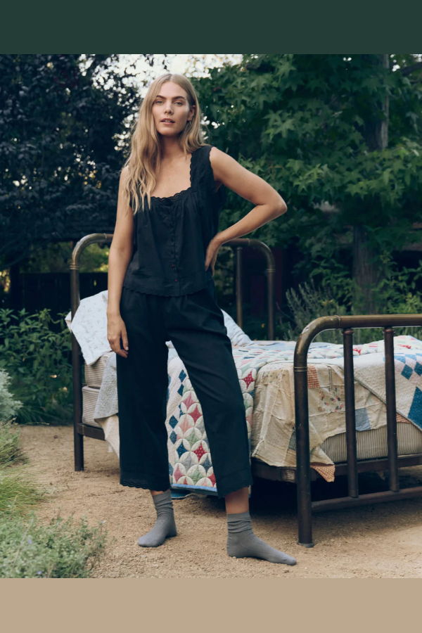 The Great. The Eyelet Tank - Black