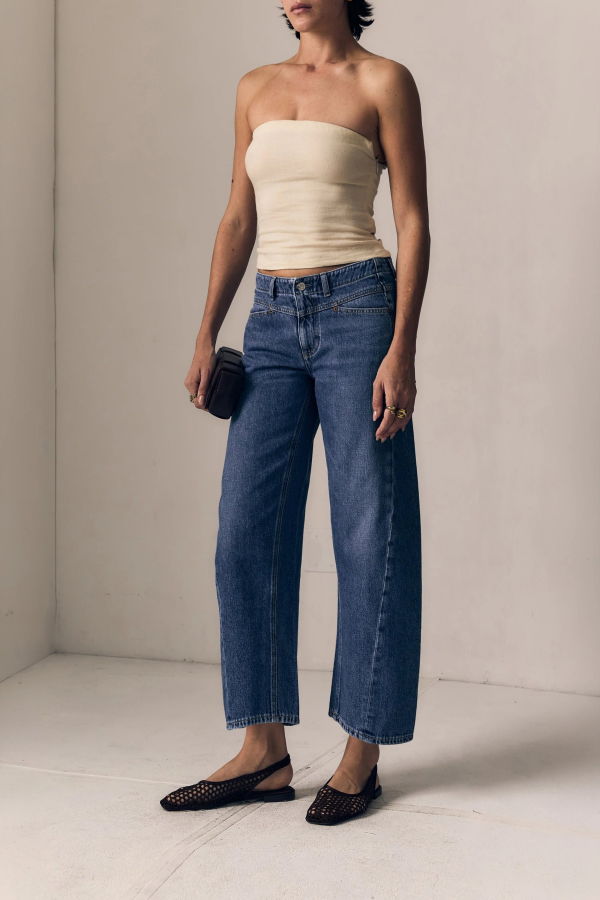 Le Jean Selena Crop Mid-Rise Jeans - Indigo Bloom