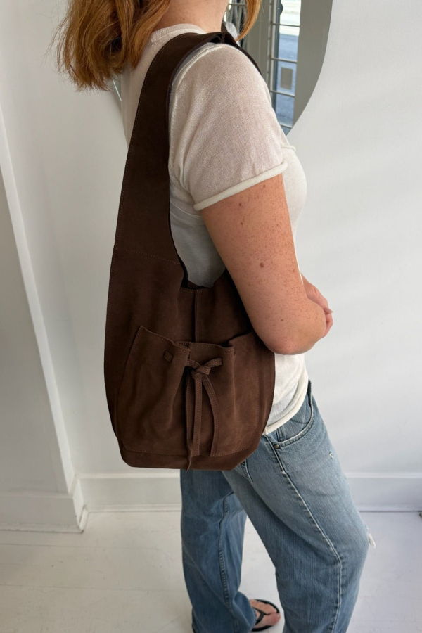 About Arianne Saco Shoulder Bag