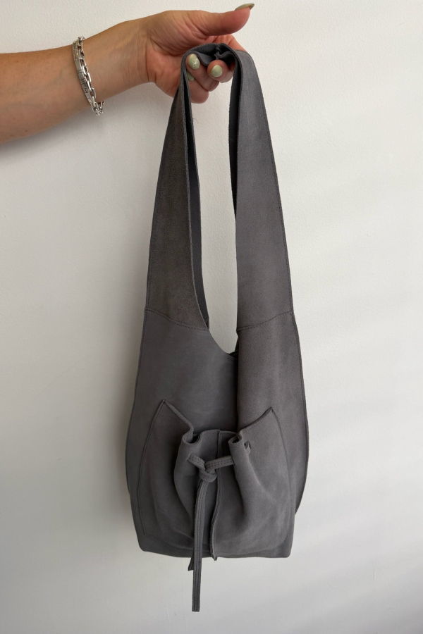 About Arianne Saco Shoulder Bag