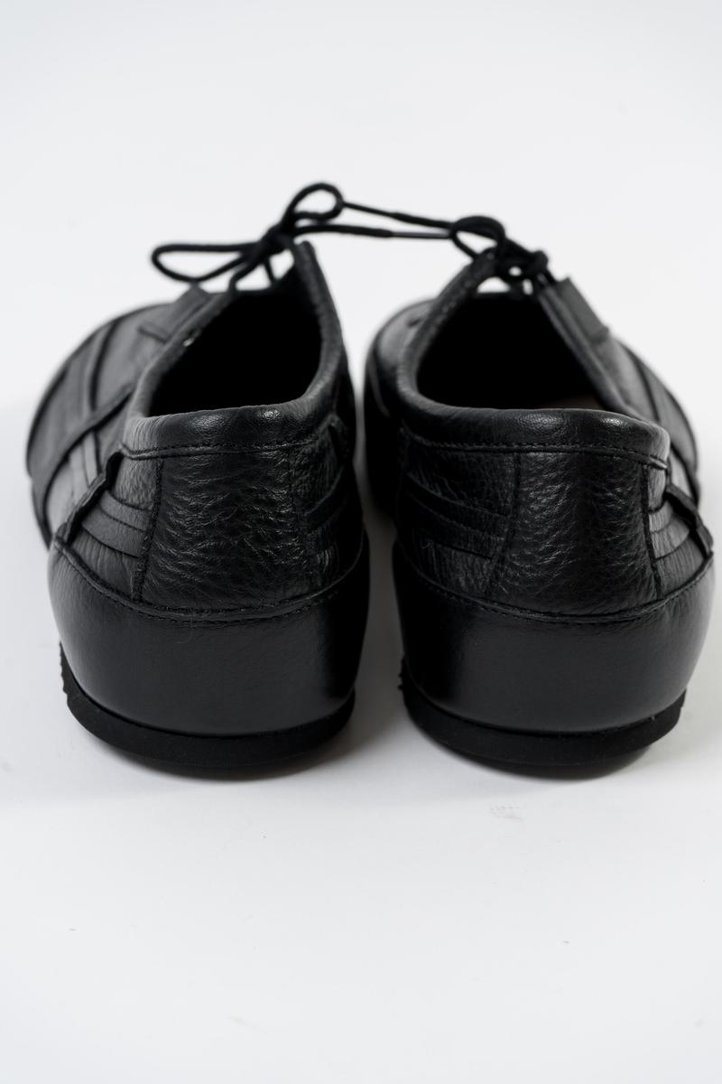 HOMIES Jenek Ballet Flats