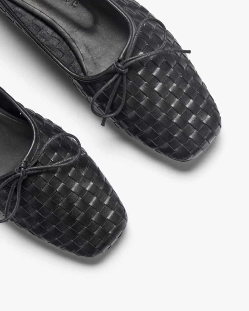 FRDA SALVADOR Jada Square Toe Woven Flat - Black
