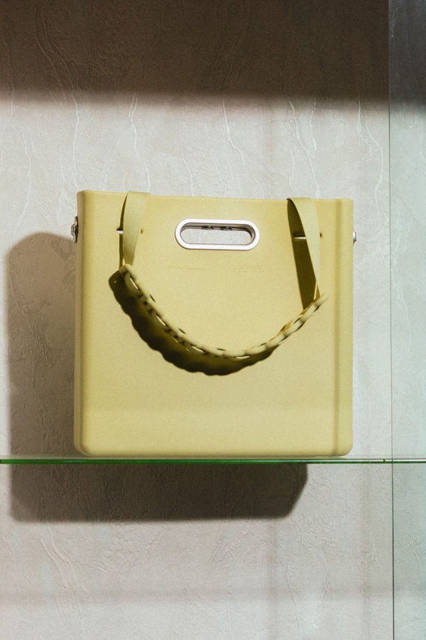 Parsel East West Clutch Medium Bag - Oxide
