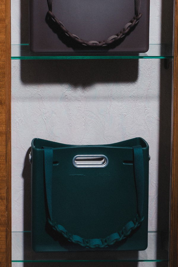 Parsel East West Clutch Medium Velvet Bag