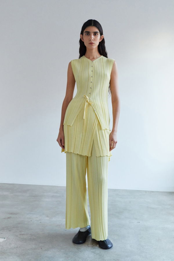 Rus Yuki Vest - Butter