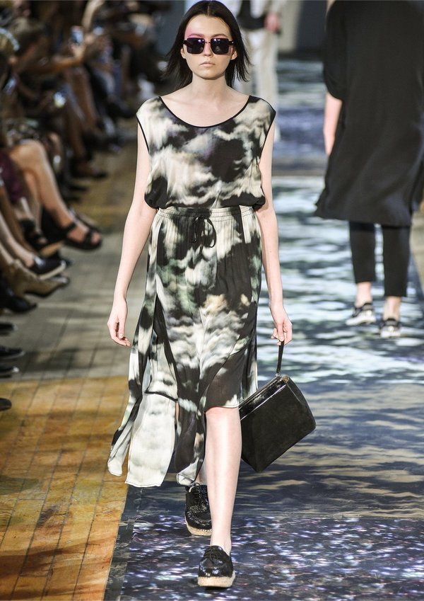 Berenik Skirt Long - Side Slots - Print Cloud Berenik Skirt Long - Side Slots - Print Cloud