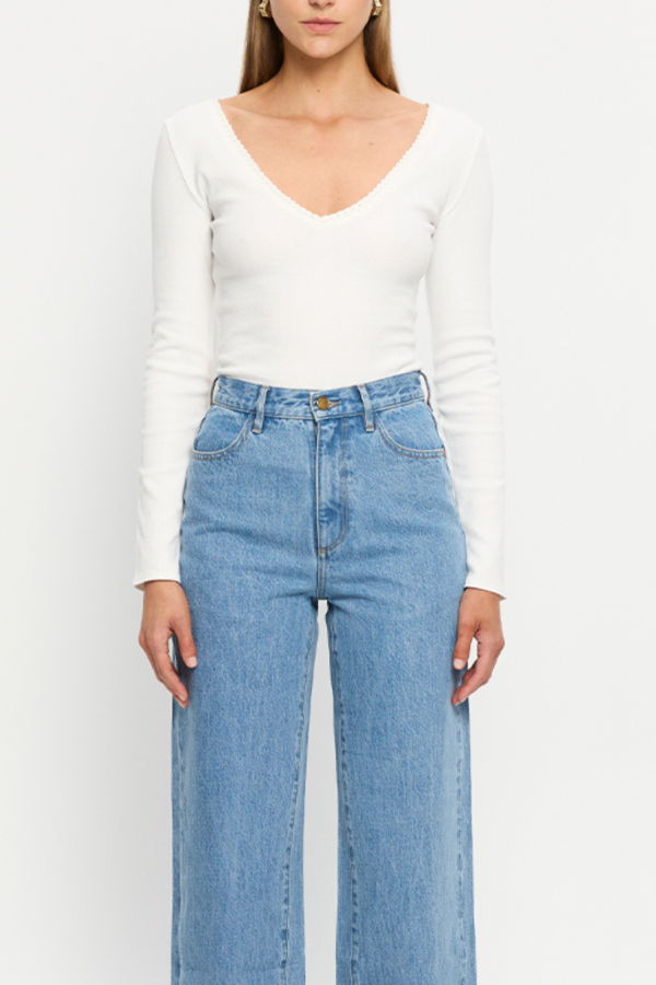 Kivari Tallulah V-Neck Top - Ivory