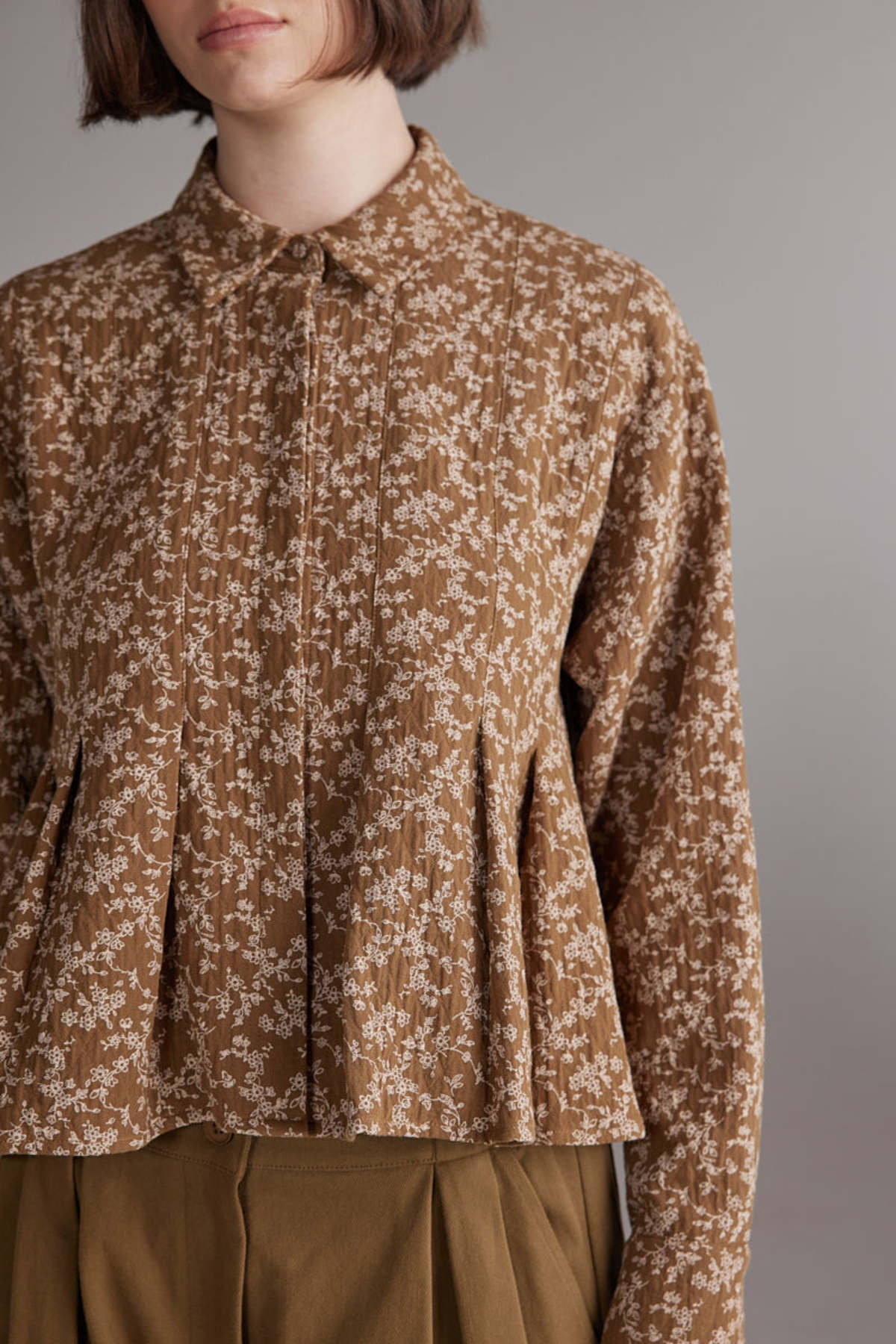 amente Printed Pleated Blouse - Gold/Cream - Image 2 of 7