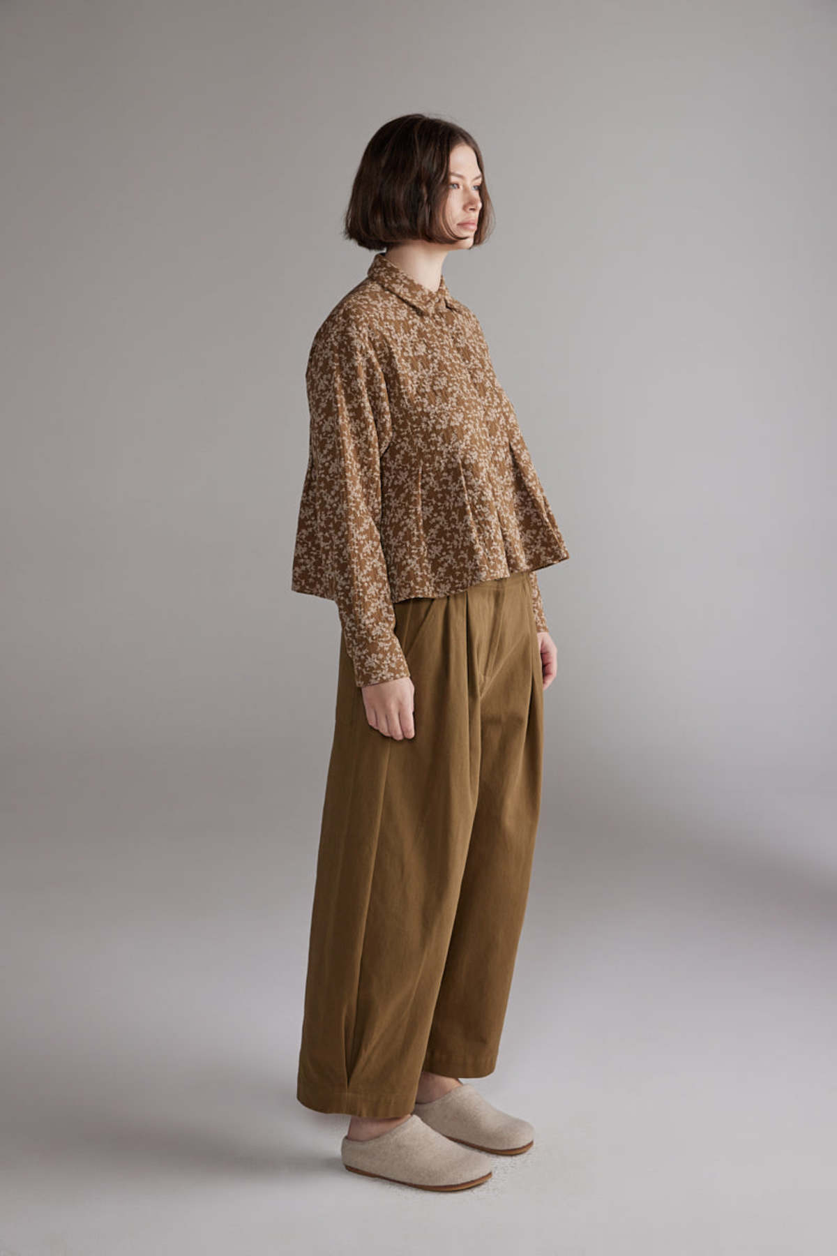amente Printed Pleated Blouse - Gold/Cream - Image 6 of 7