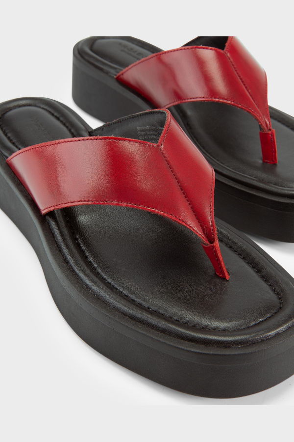 Vagabond Danya Sandal - Black/Red