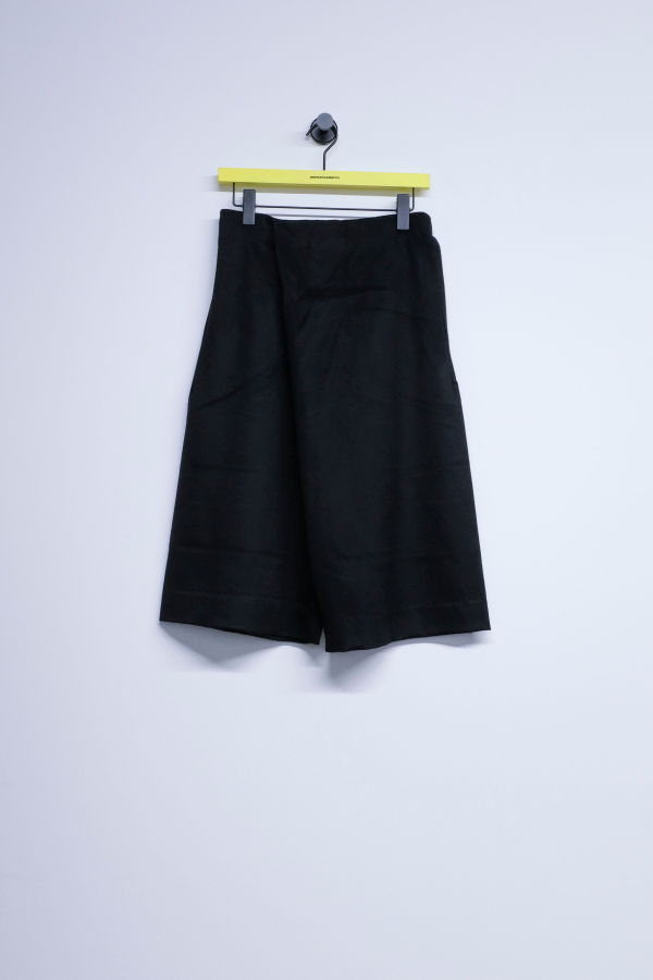 Gabriela Coll Garments No.342 Heavy Wool Crossed Short Trousers