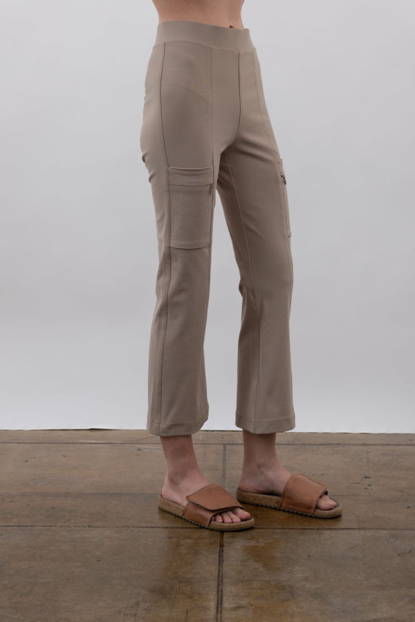 Elaine Kim Vista Flare Legging with Utility Pocket