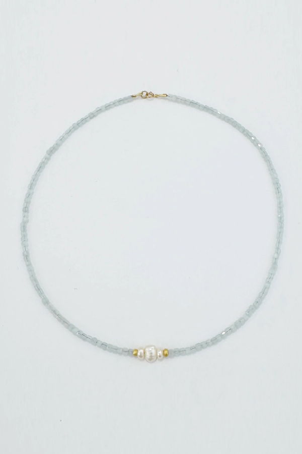 Theodosia Pearl Focal Delicate Necklace