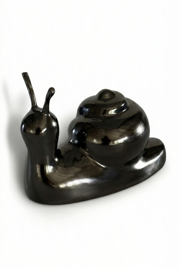 Lunares Caracole Sculpture
