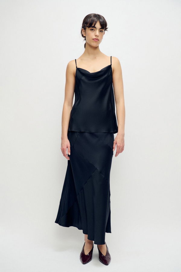 Silk Laundry Hammered Drape Cami - Black