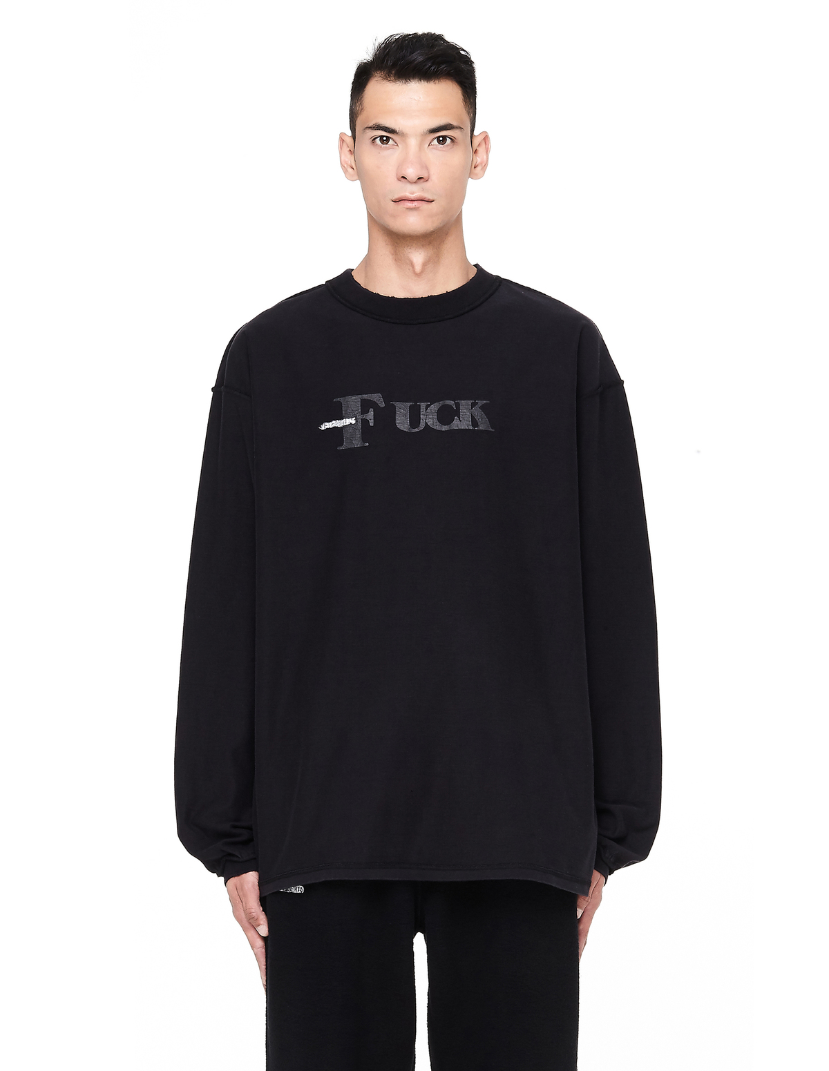 Vetements Crew Neck Printed Long Sleeve T-shirt - Black | Garmentory