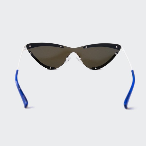 Adam Selman x Le Specs The Scandal Sunglasses | Garmentory display picture 2