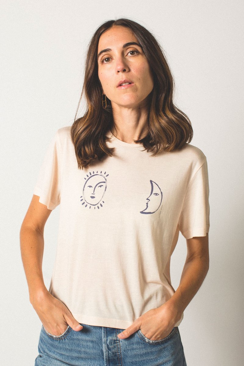UNITED ARROWS - 【Paloma Wool】Souvenir Dance  プリントTシャツ Paloma Wool Souvenir Cosmos T-Shirt | Garmentory
