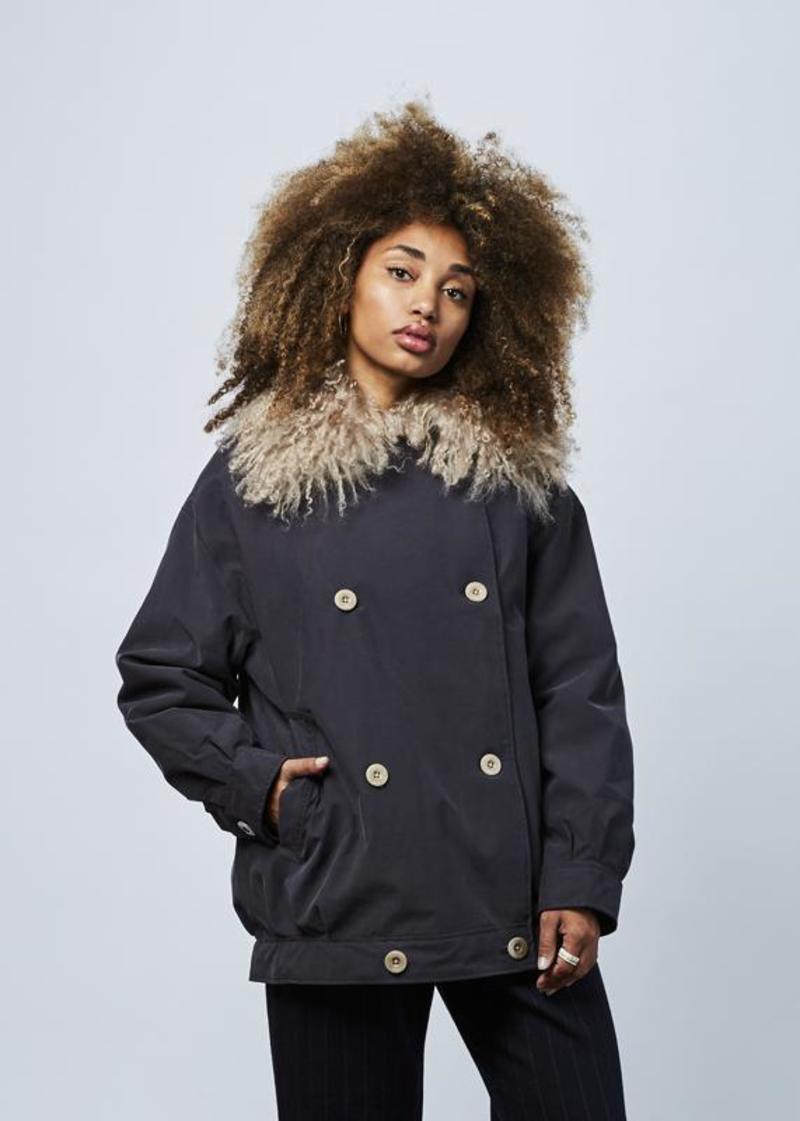 ジャケット・アウター Yuki G-Lab Yuki Faux Collar Jacket - Black | Garmentory