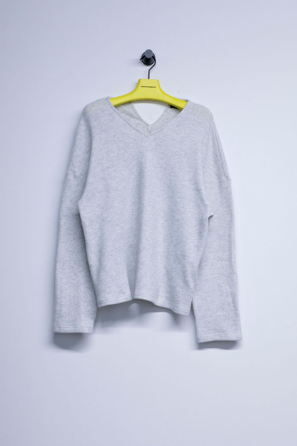 LII Wool Blend V-Neck Sweater