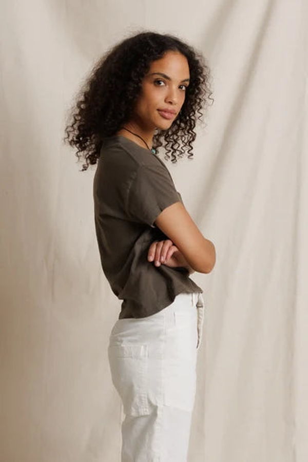 Perfect White Tee Alanis V-Neck Tee