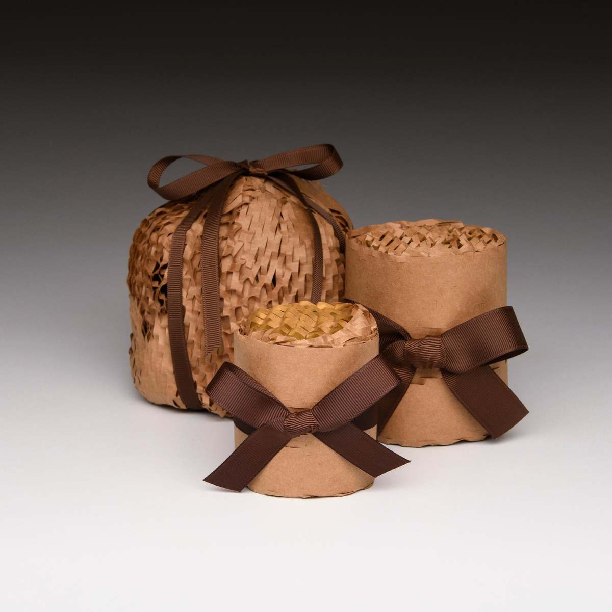 Bia Candle Co Amber Santal Soy Blend Candle - Amber, Sandalwood & Vanilla Orchid - Image 9 of 34