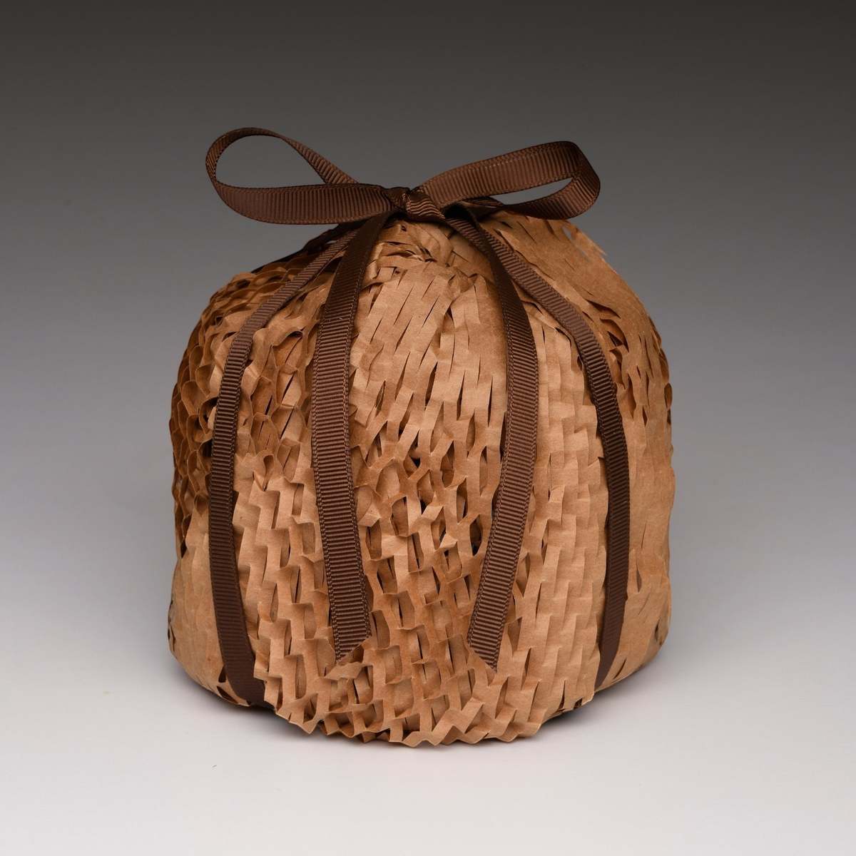 Bia Candle Co Amber Santal Soy Blend Candle - Amber, Sandalwood & Vanilla Orchid - Image 30 of 34