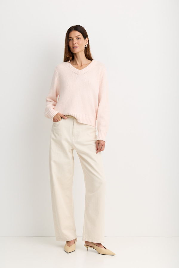 ONE GREY DAY Marie V-Neck Ballet Sweater