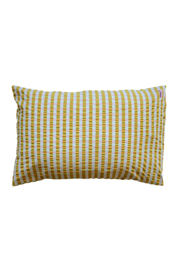 Mosey Me Pink Quartz Seersucker Standard Pillowcase Set