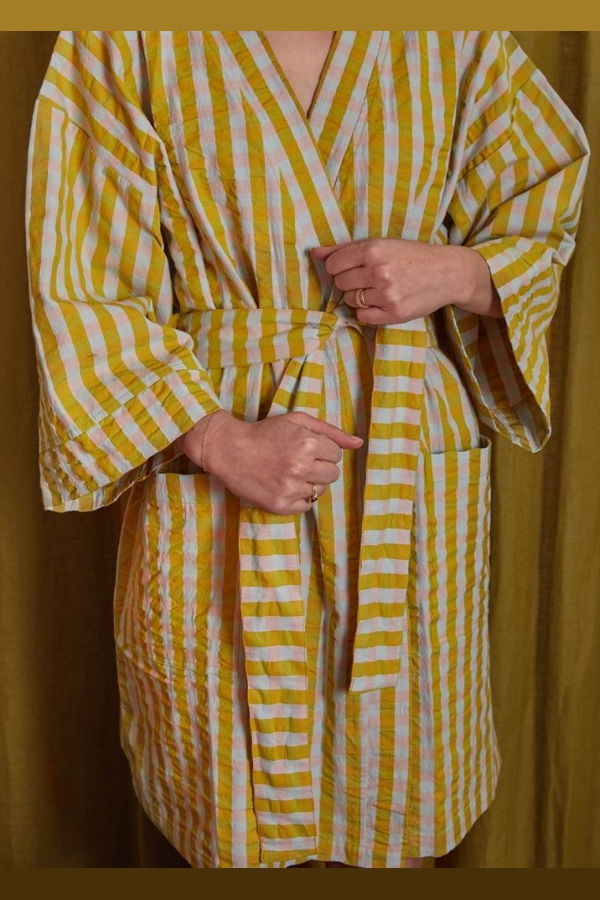Mosey Me Pink Quartz Seersucker Short Robe