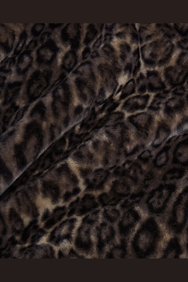 APPARIS Brady Blanket - Dark Leopard