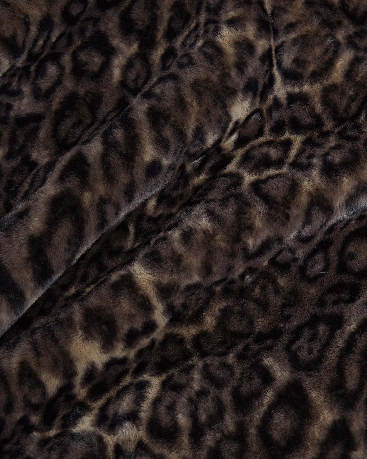 APPARIS Brady Blanket - Dark Leopard - Image 2 of 3