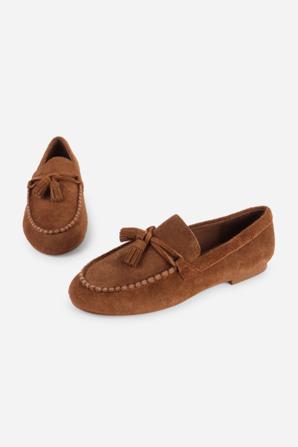 INTENTIONALLY __________. Patna Tassel Moccasin Loafer