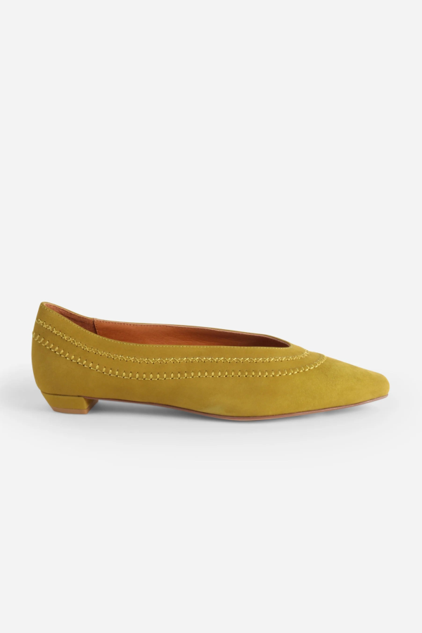 INTENTIONALLY __________. Lofty Snipped Toe Ballet Flat - Cumin