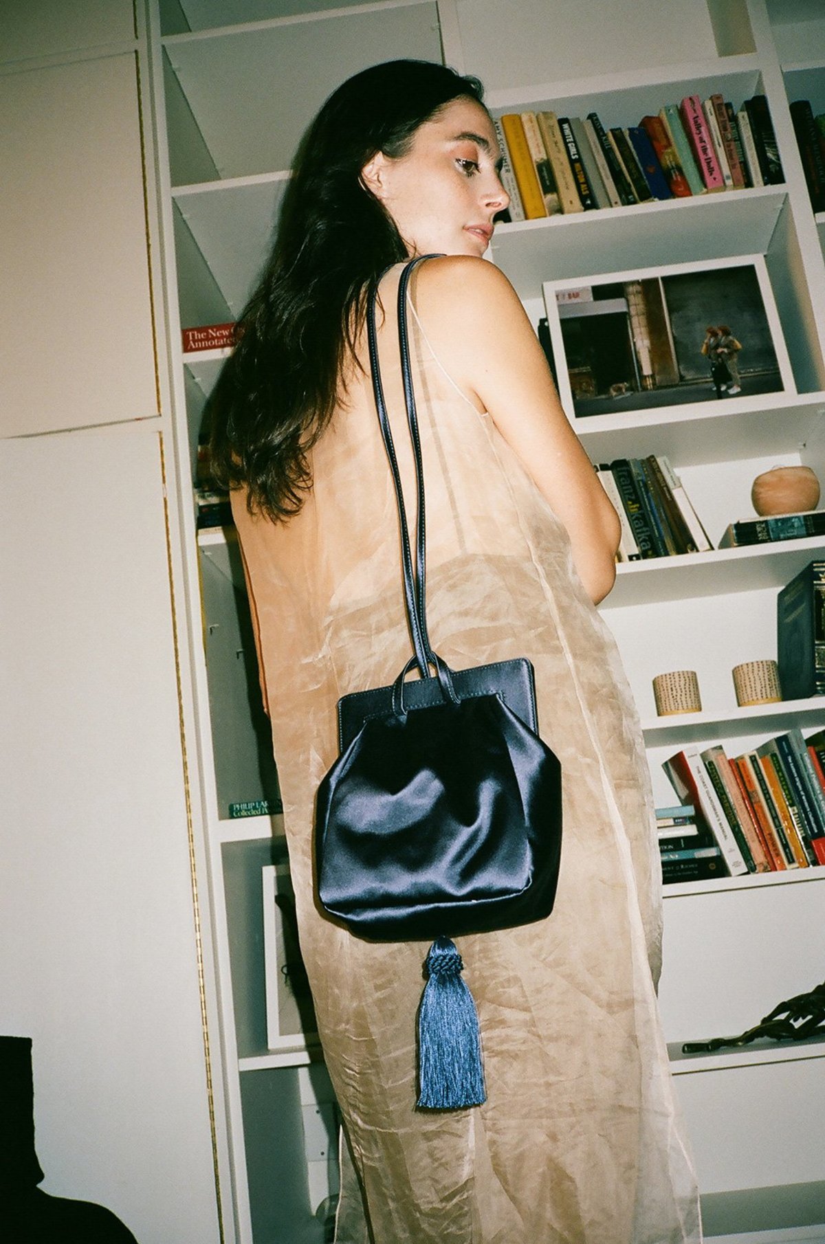 MARYAM NASSIR ZADEH ブラック巾着バッグ Maryam Nassir Zadeh | Vetiver Belt | Black – One of a few