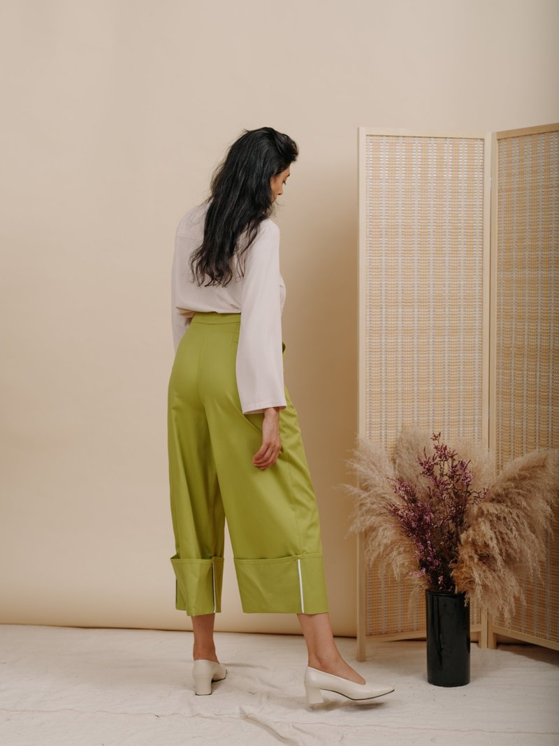 Wolcott : Takemoto Georgia Cuff Pant - Green Cotton Twill