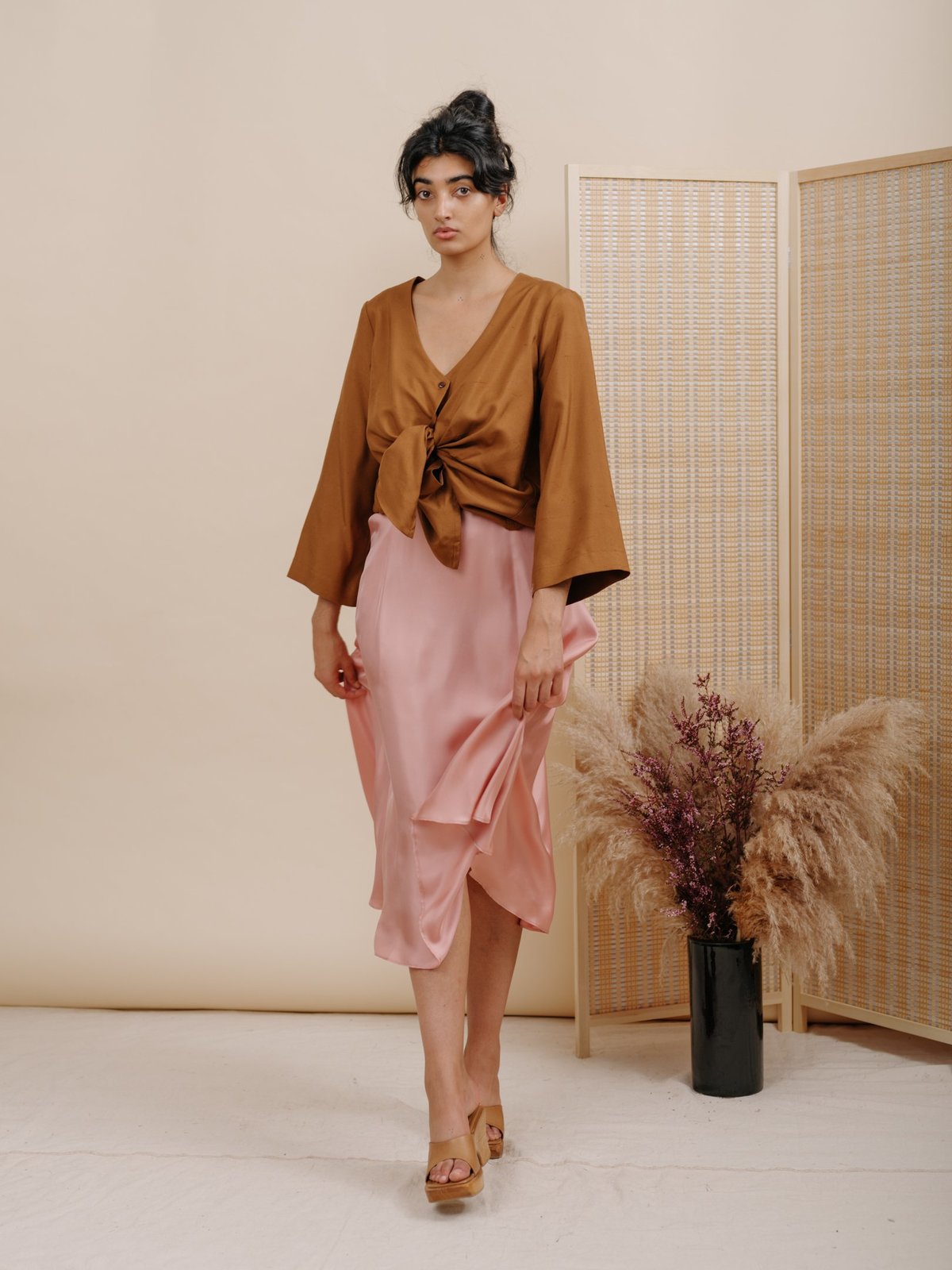 Wolcott : Takemoto Shadow Skirt - Pink Silk - Image 4 of 5