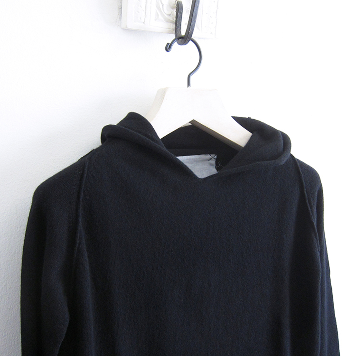 MJ Watson Cashmere Hoodie - Black - Image 2 of 4