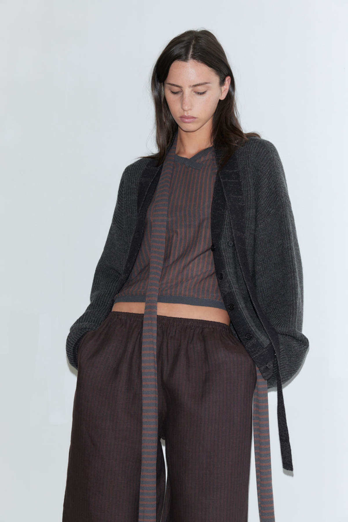 Deiji Studios Linen Ease Trouser - Image 6 of 7