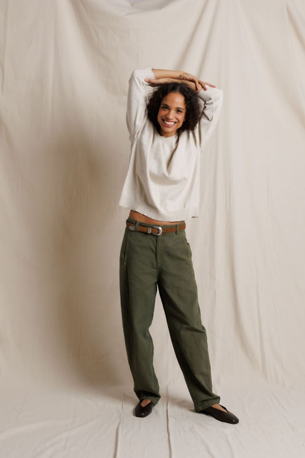 Perfect White Tee Akira Slub Baby Barrel Pants