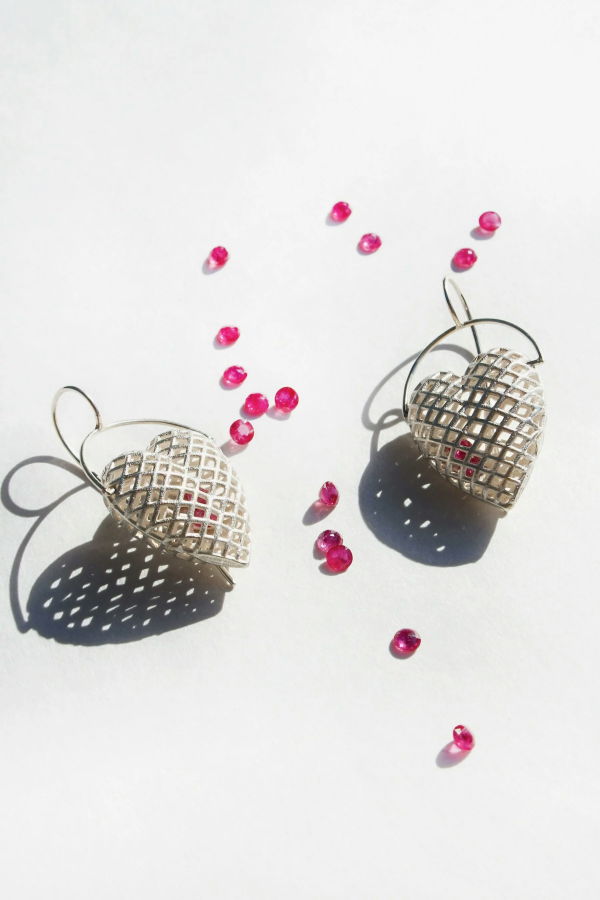 Swinging Mesh Heart Earrings with Rubies