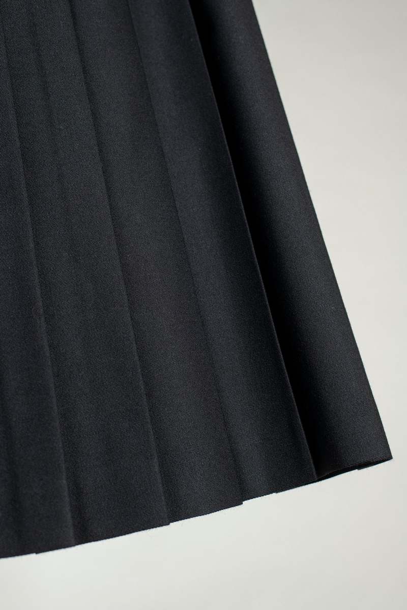 Le Kilt Midi Kilt Skirt - Black Oban
