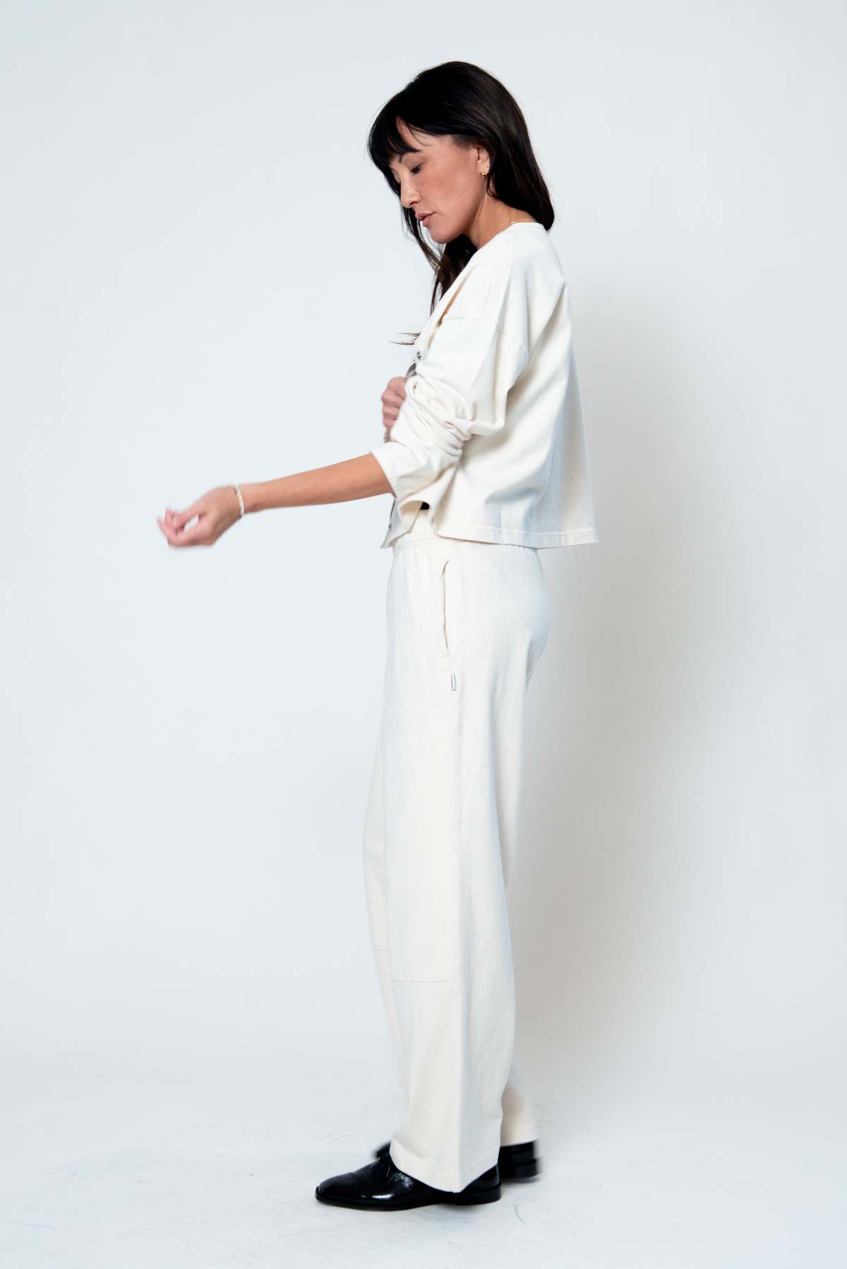 Le Bon Shoppe Soft Jersey Snap Cardigan - Image 6 of 13