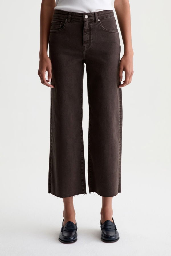 AG Jeans Saige Wide Leg Cropped Jean