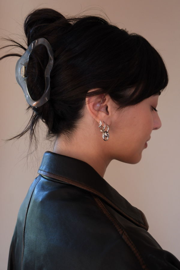 Pipe & Row Large Oval Hair Claw - Sheer Grey
